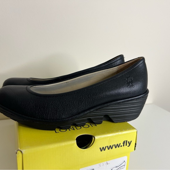 NIB Fly London Wedges - Picture 2 of 9